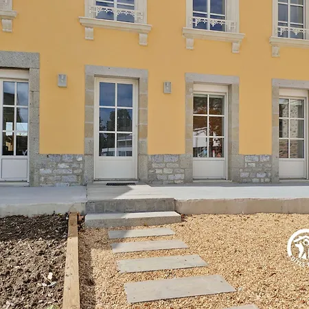 La Maison Du Bourg, 4 Personnes Dom wakacyjny Louverné