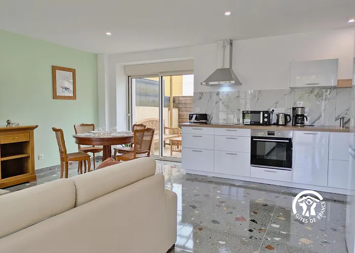 La Maison Du Bourg, 4 Personnes Louverné