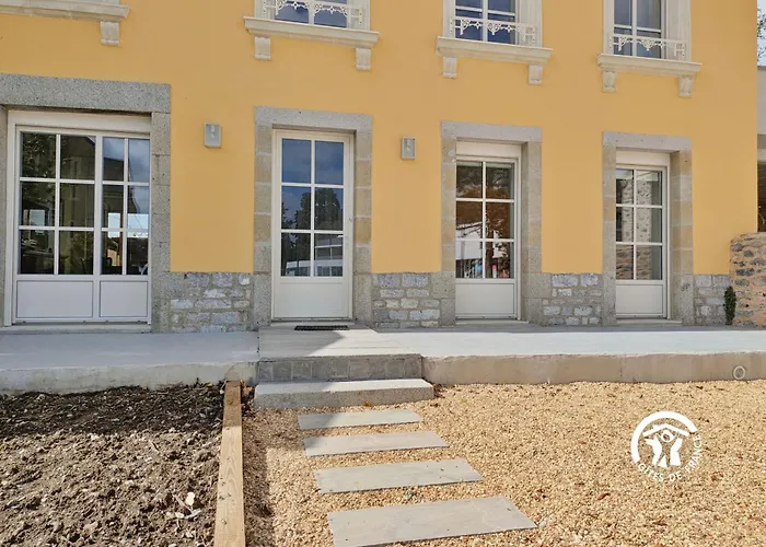 La Maison Du Bourg, 4 Personnes Prázdninový dům Louverné